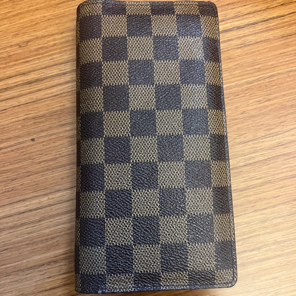 Louis Vuitton envelope wallet